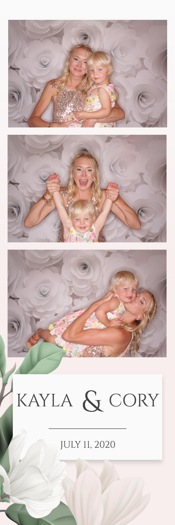 Kayla and Cory Wedding | View more photos from the event at gallery.photoboothbillings.com/u/PhotoBoothBillings/Kayla-and-Cory-Wedding